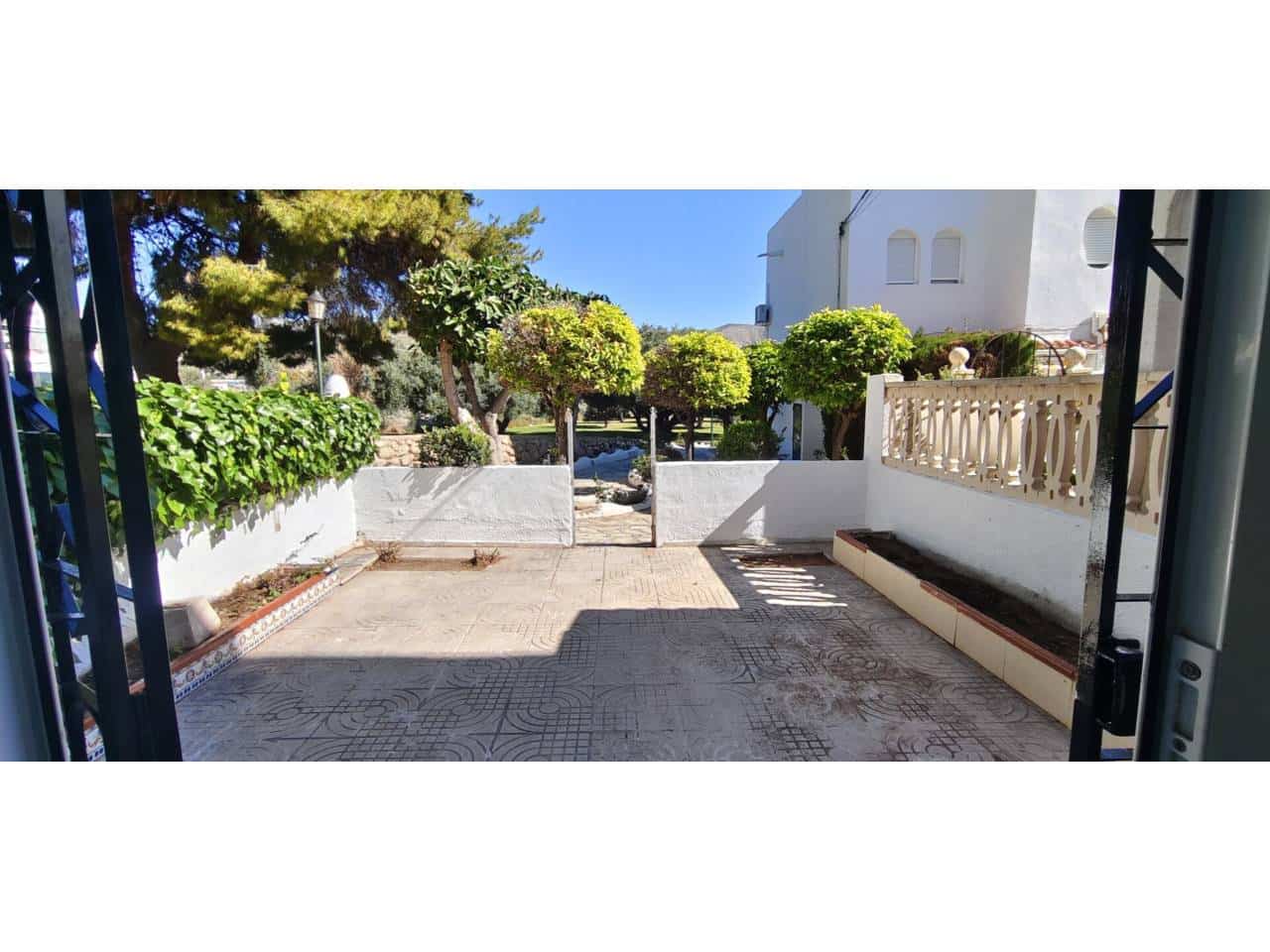 3 quarto Bungalow para venda em El Campello com piscina - 195 000 € (Ref: 9751525)