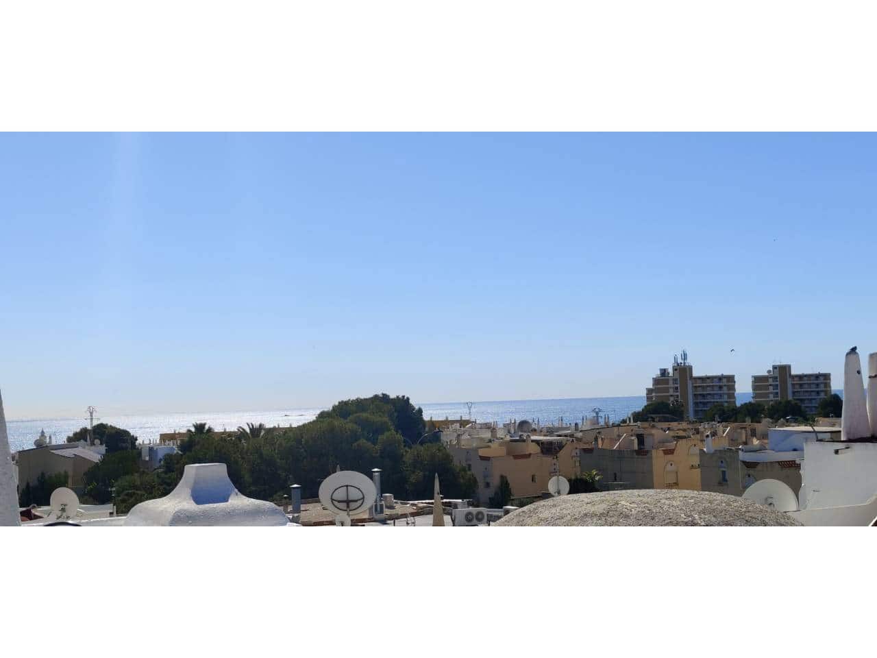 3 quarto Bungalow para venda em El Campello com piscina - 195 000 € (Ref: 9751525)