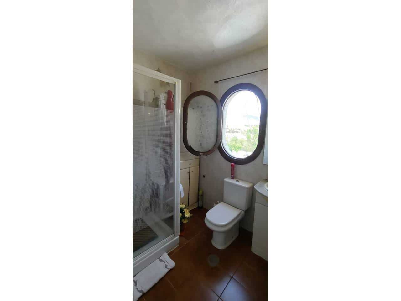 3 sovrum Bungalow till salu i El Campello med pool - 220 000 € (Ref: 9828140)
