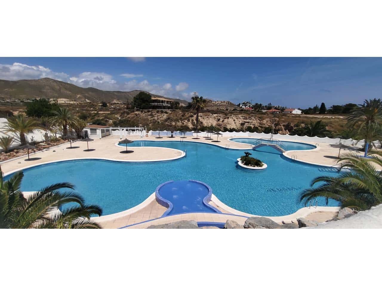 3 sovrum Bungalow till salu i El Campello med pool - 220 000 € (Ref: 9828140)