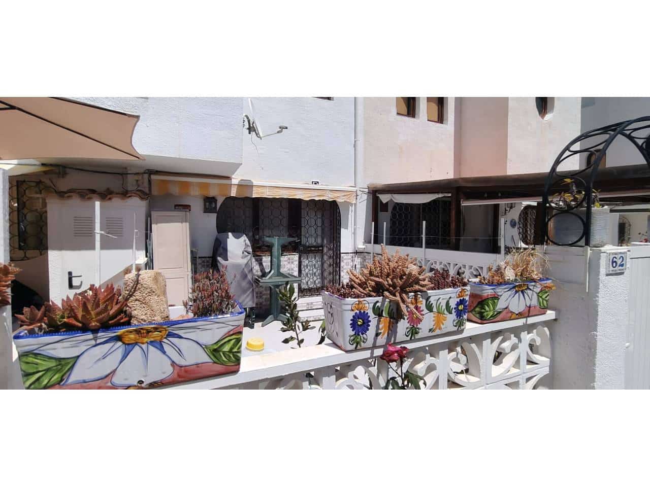 3 sovrum Bungalow till salu i El Campello med pool - 220 000 € (Ref: 9828140)
