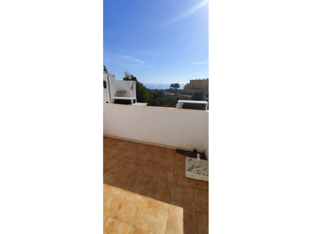 3 soveværelse Bungalow til salg i El Campello med swimmingpool garage - € 259.950 (Ref: 9921594)