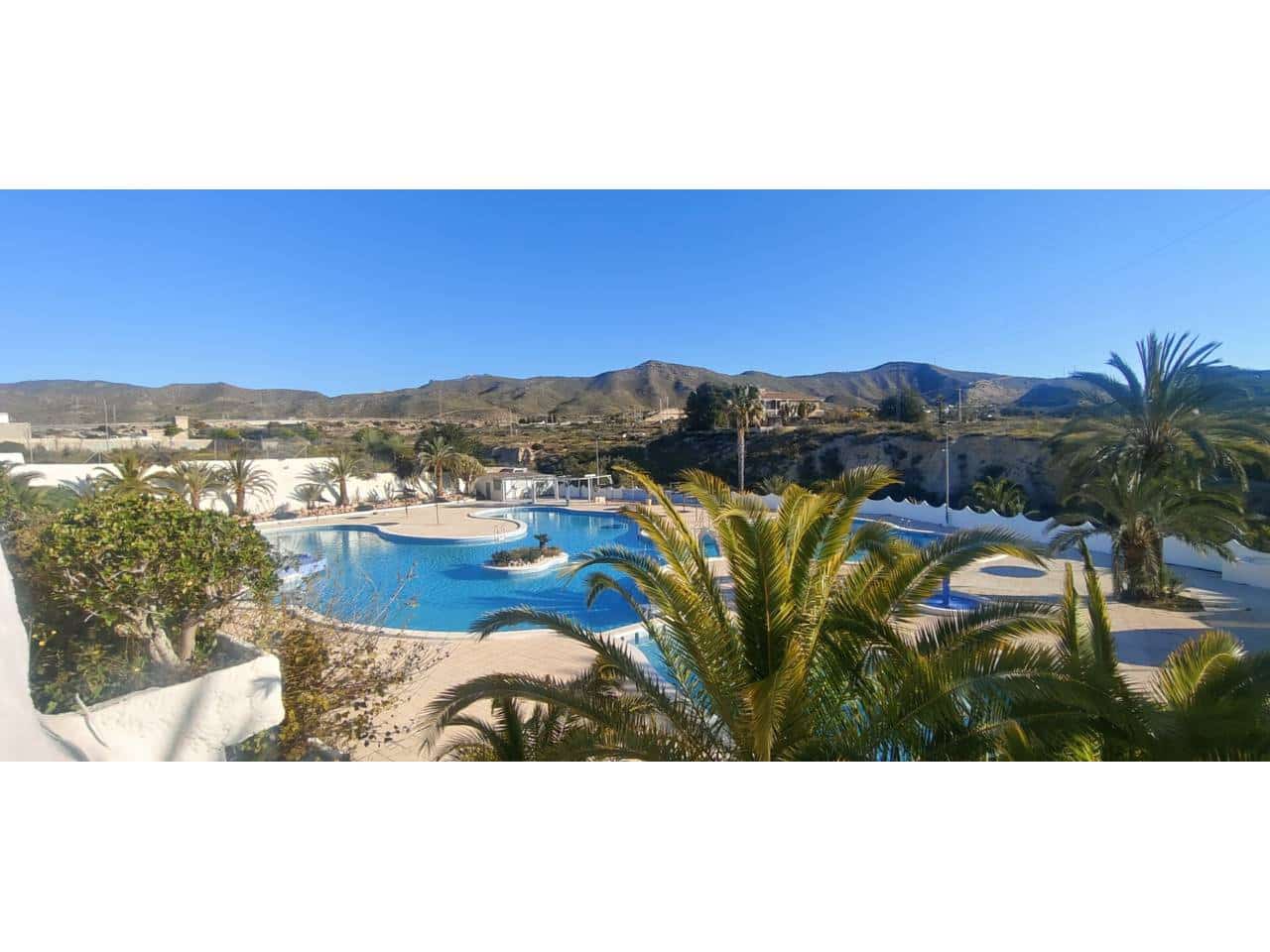 3 soveværelse Bungalow til salg i El Campello med swimmingpool garage - € 259.950 (Ref: 9921594)