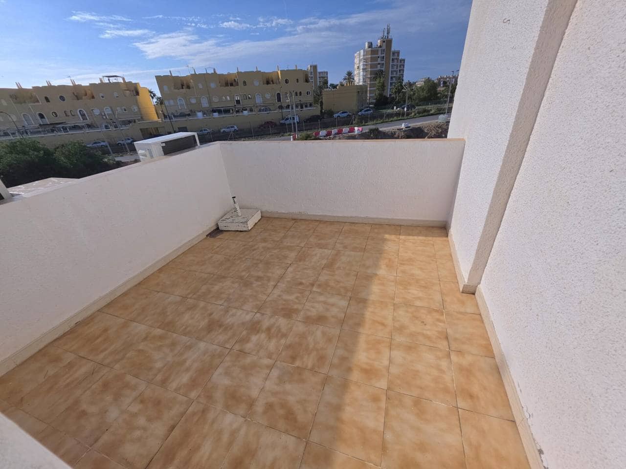 3 sovrum Hus till salu i El Campello med pool garage - 249 950 € (Ref: 9921594)