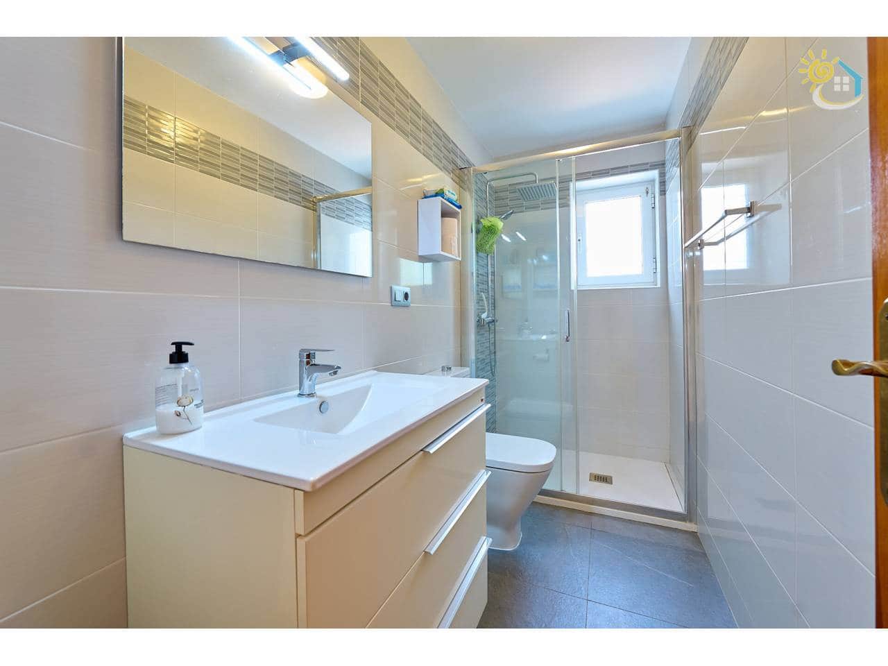 4 soverom Villa til salgs i El Campello med svømmebasseng garasje - € 750 000 (Ref: 9990127)