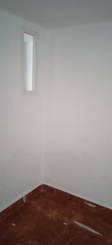 3 bedroom Townhouse for sale in Tortosa - € 70,000 (Ref: 7316370)