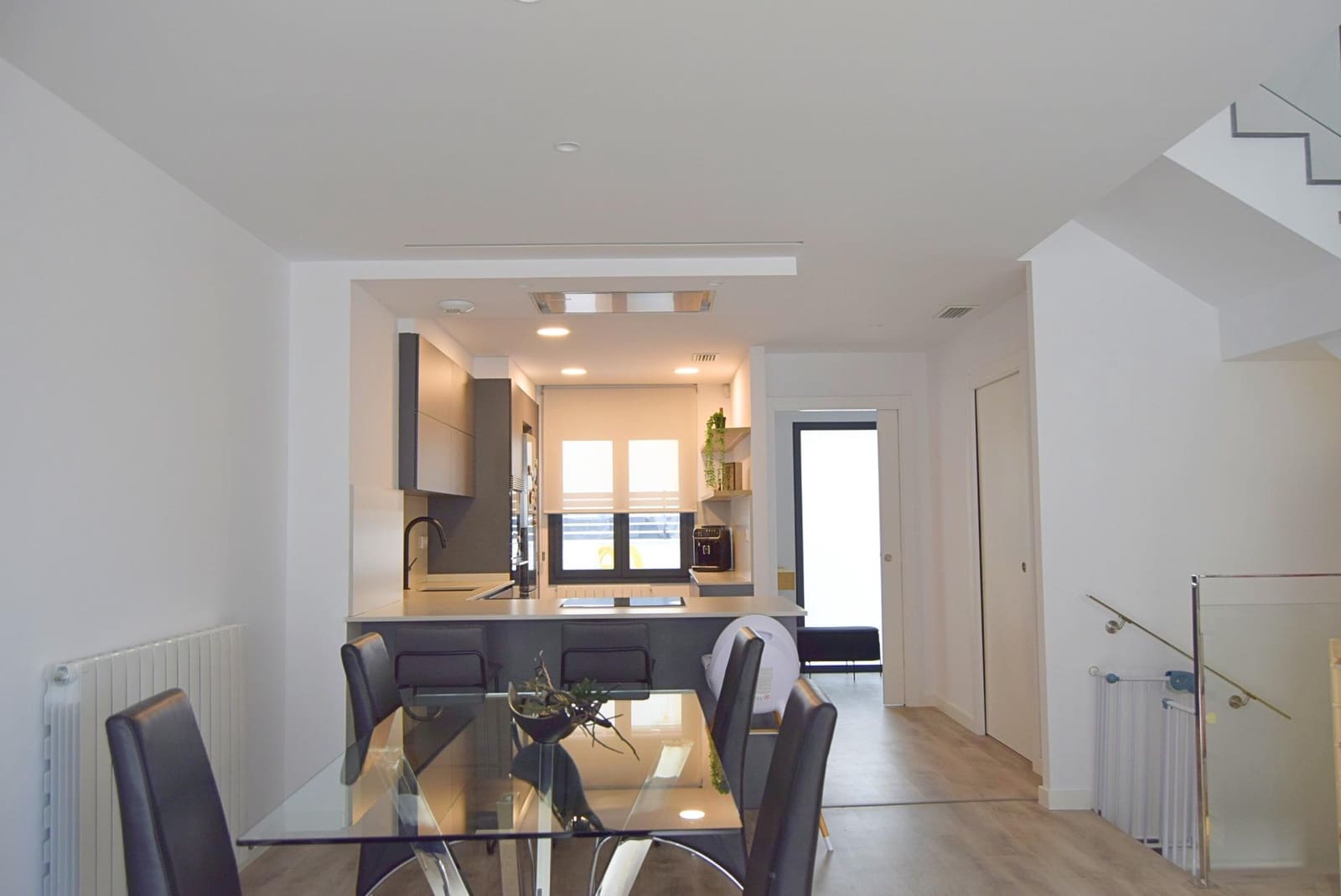 5 soveværelse Rækkehus til salg i Sitges med swimmingpool garage - € 1.159.000 (Ref: 8758212)