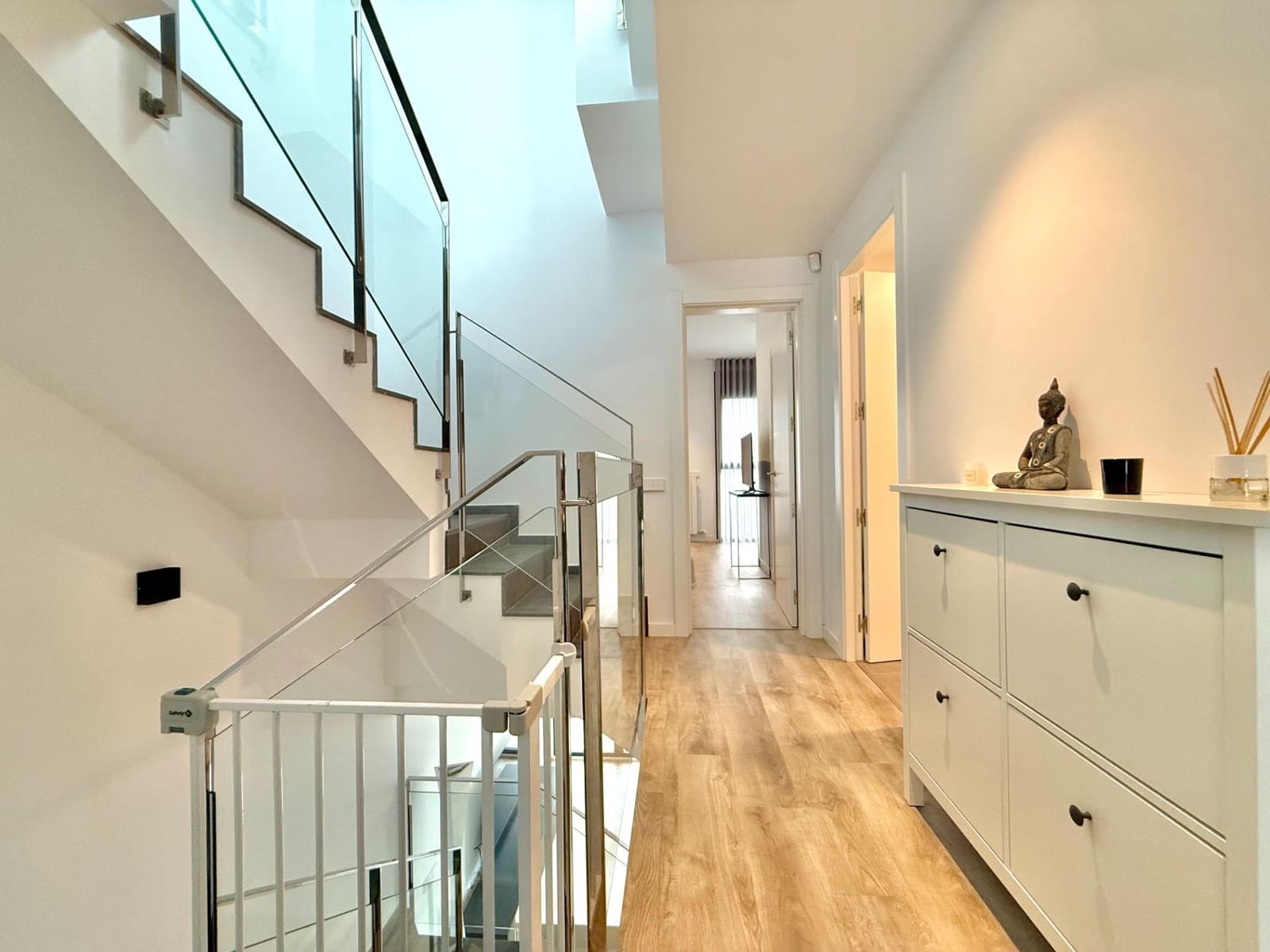 5 soveværelse Rækkehus til salg i Sitges med swimmingpool garage - € 1.159.000 (Ref: 8758212)