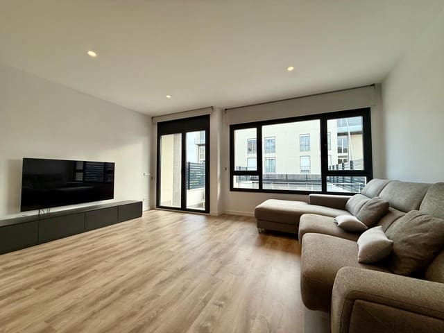 5 soverom Rekkehus til salgs i Sitges med svømmebasseng garasje - € 1 159 000 (Ref: 8758212)