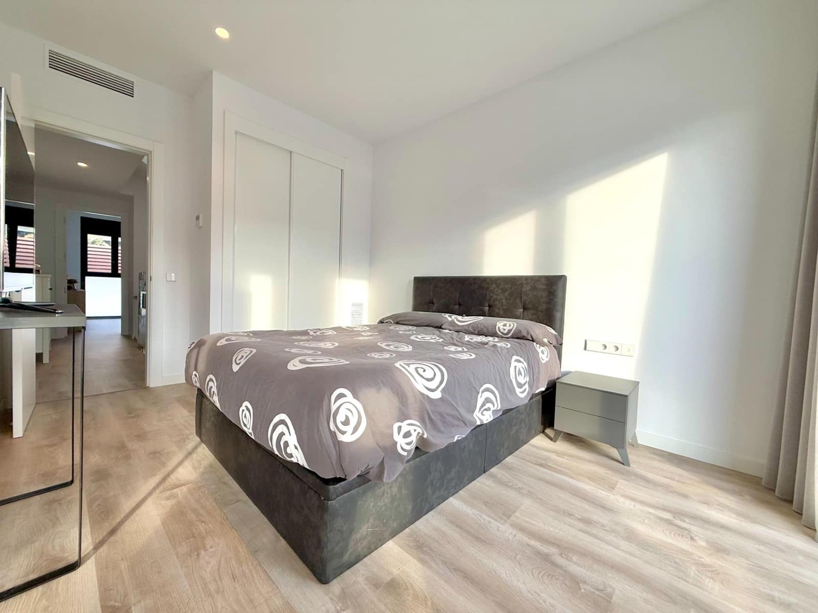 5 soveværelse Rækkehus til salg i Sitges med swimmingpool garage - € 1.159.000 (Ref: 8758212)