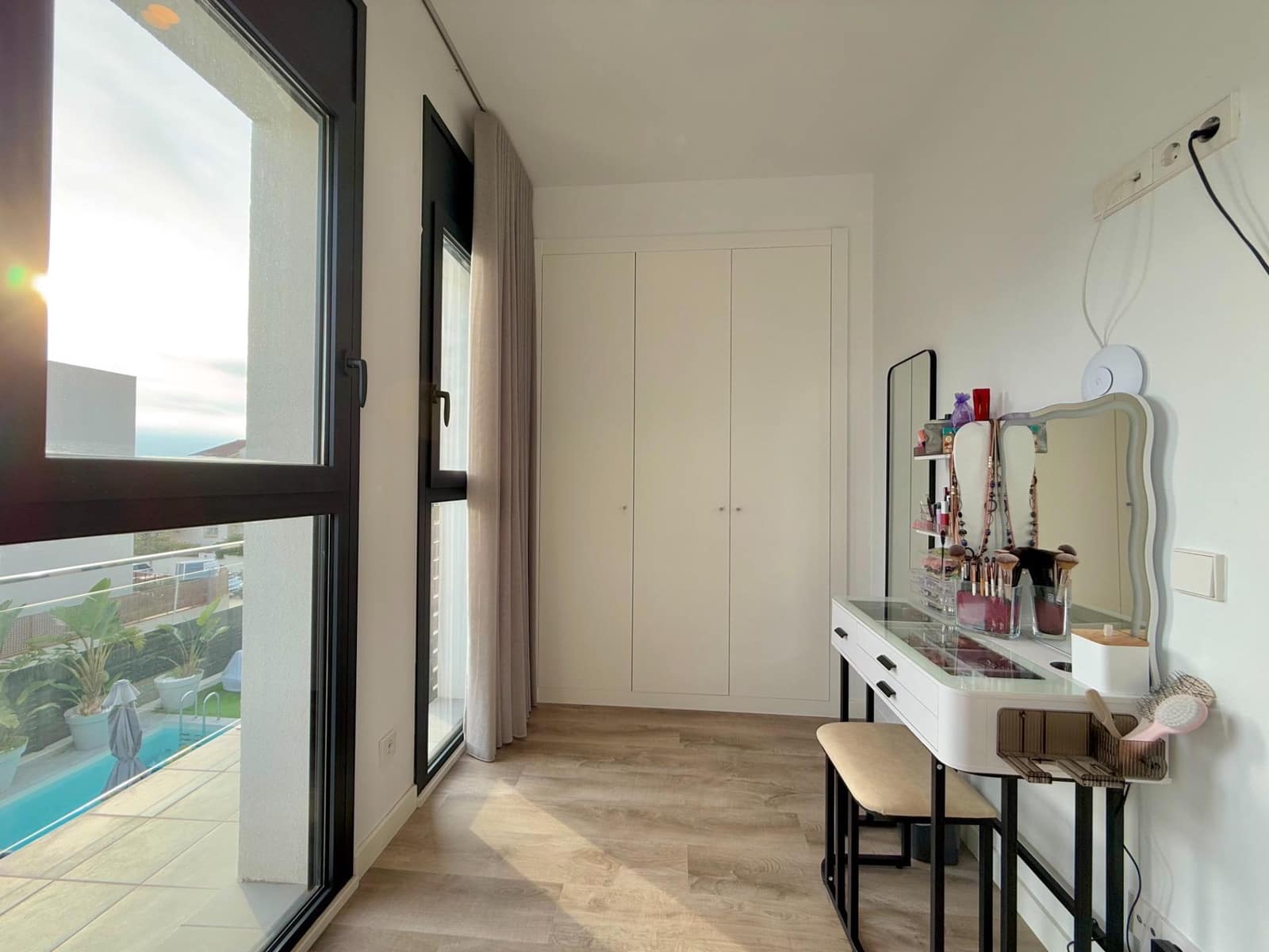 5 soveværelse Rækkehus til salg i Sitges med swimmingpool garage - € 1.159.000 (Ref: 8758212)