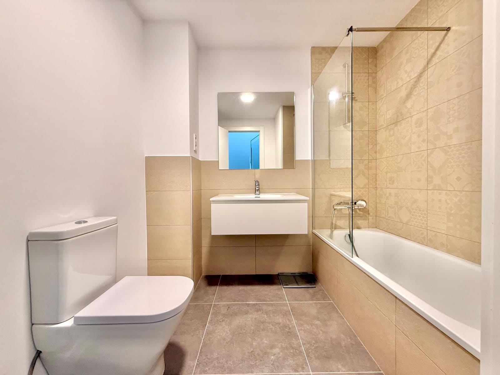 5 soveværelse Rækkehus til salg i Sitges med swimmingpool garage - € 1.159.000 (Ref: 8758212)