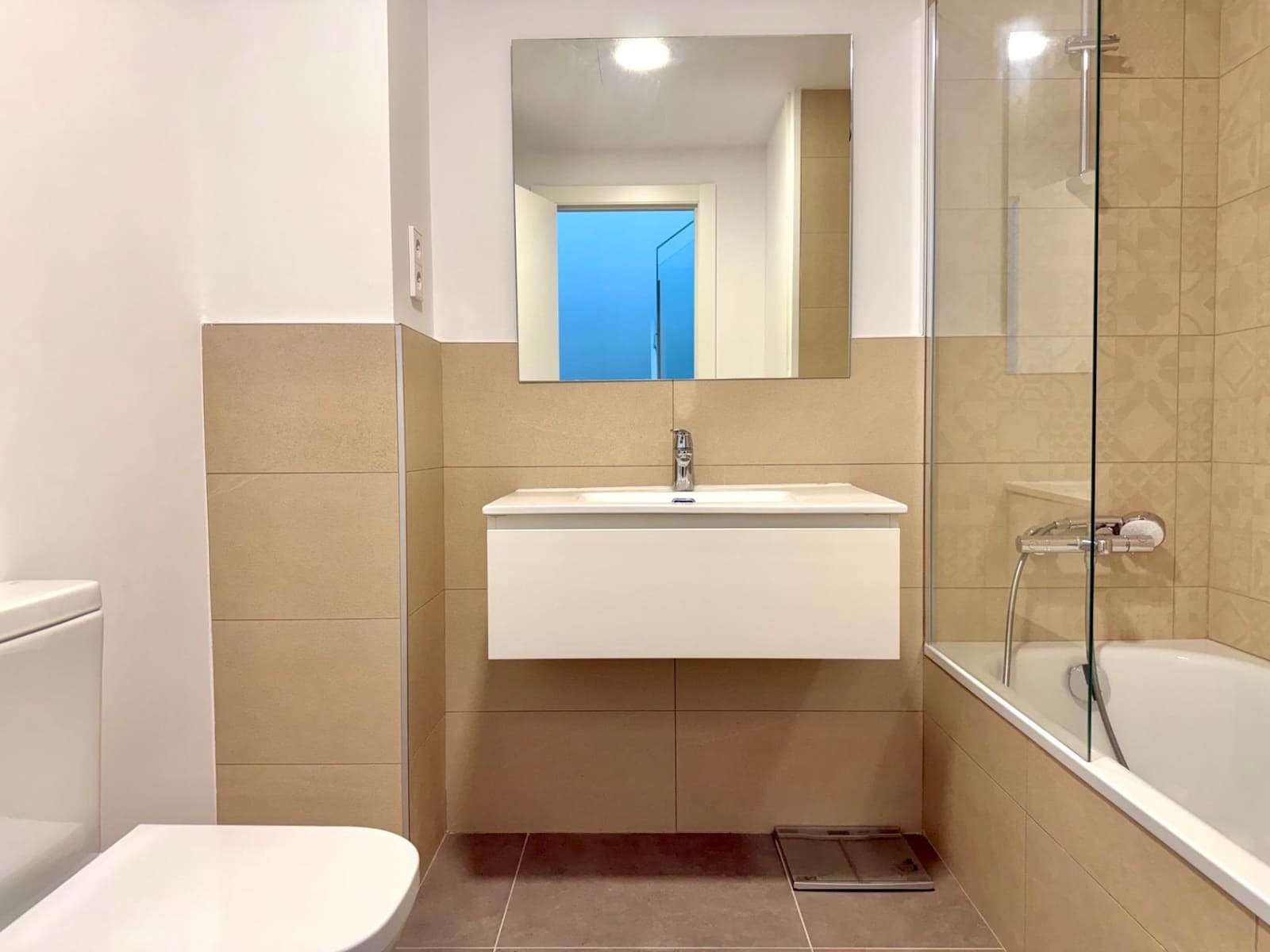 5 soveværelse Rækkehus til salg i Sitges med swimmingpool garage - € 1.159.000 (Ref: 8758212)