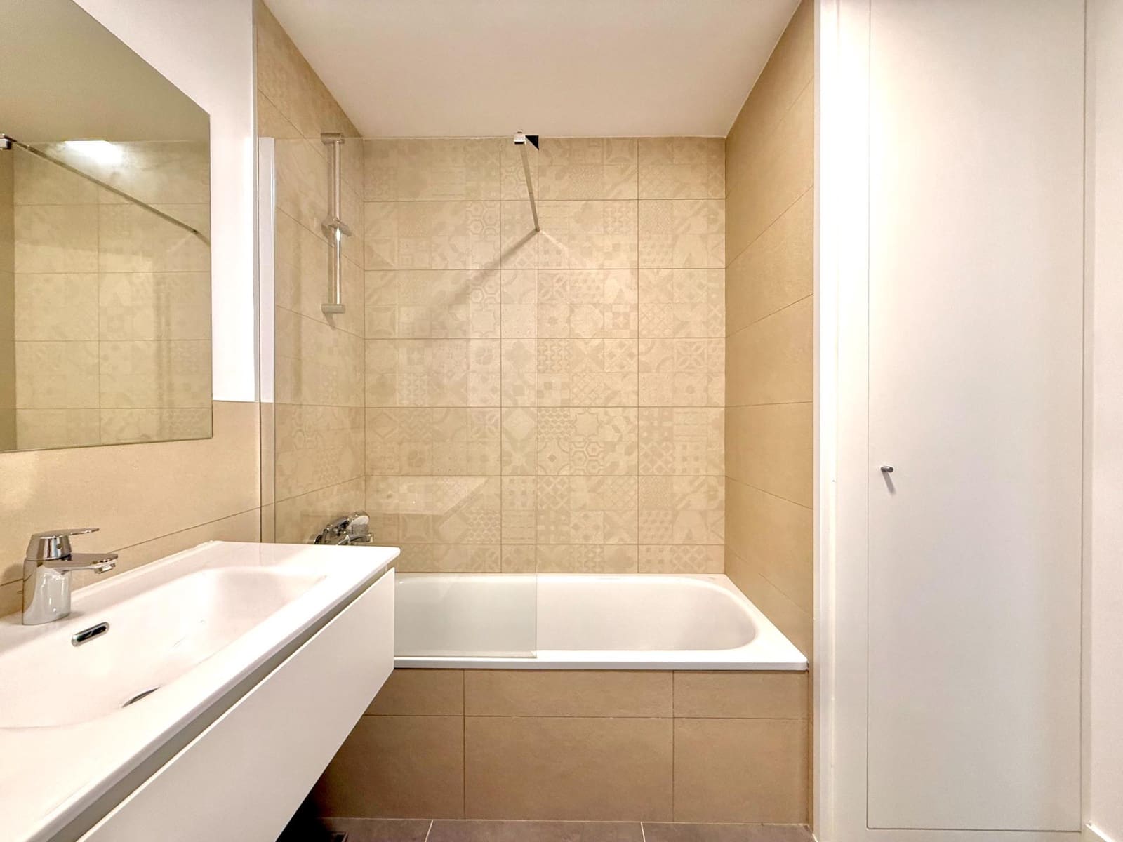 5 soveværelse Rækkehus til salg i Sitges med swimmingpool garage - € 1.159.000 (Ref: 8758212)