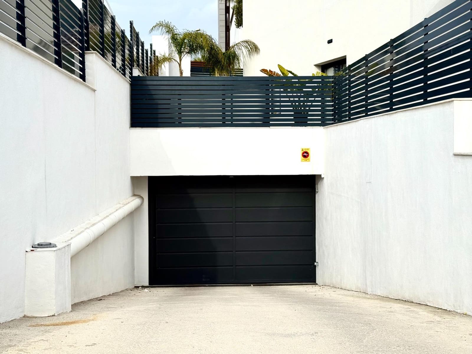 5 soveværelse Rækkehus til salg i Sitges med swimmingpool garage - € 1.159.000 (Ref: 8758212)