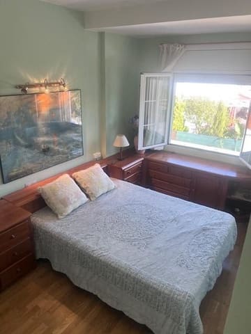 3 bedroom Terraced Villa for sale in Sant Pere de Ribes with garage - € 425,000 (Ref: 9330628)