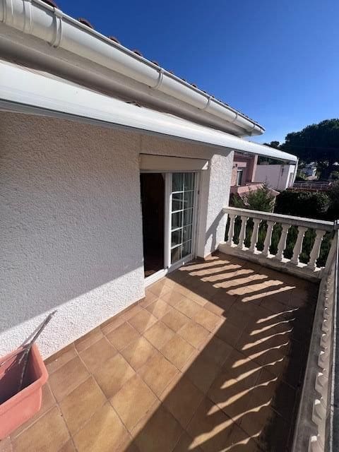 3 bedroom Terraced Villa for sale in Sant Pere de Ribes with garage - € 425,000 (Ref: 9330628)