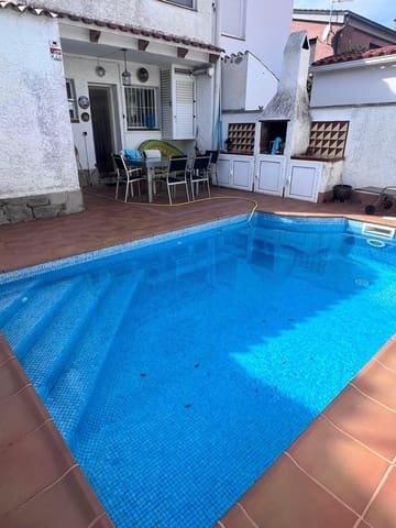 3 bedroom Terraced Villa for sale in Sant Pere de Ribes with garage - € 425,000 (Ref: 9330628)