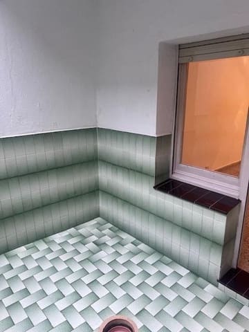 3 slaapkamer Flat te koop in Vilanova i la Geltrú - € 199.500 (Ref: 9555823)