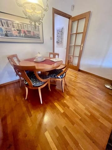 3 soveværelse Lejlighed til salg i La Salut, Barcelona by - € 455.000 (Ref: 9666475)