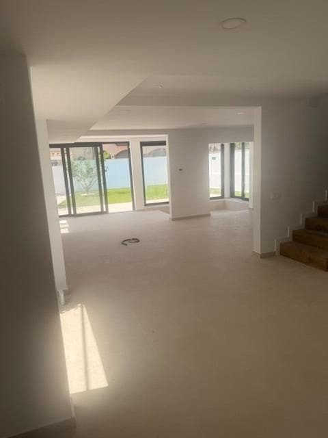 4 bedroom Villa for sale in Sant Pere de Ribes - € 870,000 (Ref: 9945707)