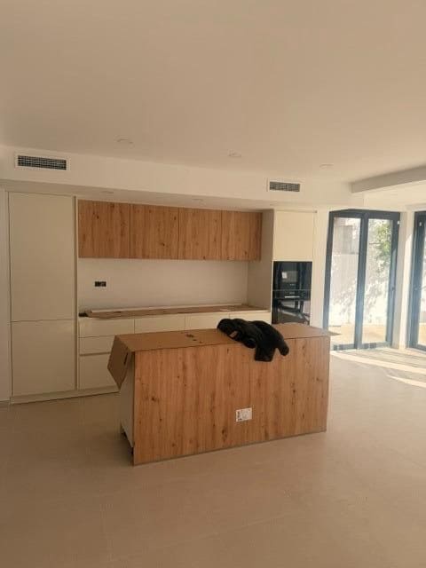 4 bedroom Villa for sale in Sant Pere de Ribes - € 870,000 (Ref: 9945707)