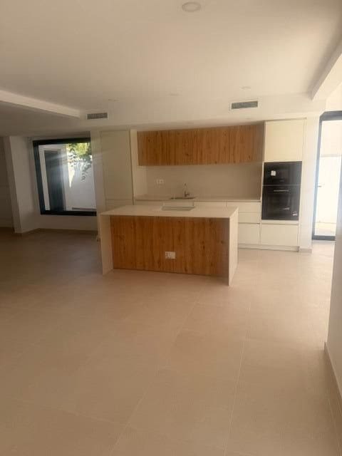 4 bedroom Villa for sale in Sant Pere de Ribes - € 870,000 (Ref: 9945707)