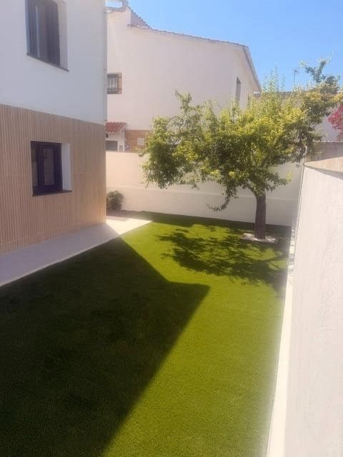 4 bedroom Villa for sale in Sant Pere de Ribes - € 870,000 (Ref: 9945707)