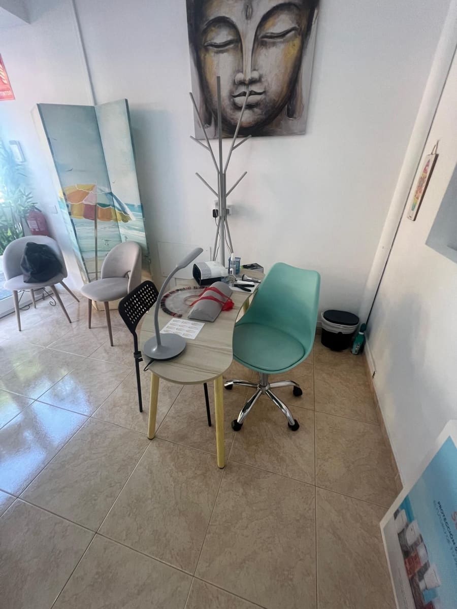 Commercial for sale in Puerto del Rosario - € 19,000 (Ref: 10031541)