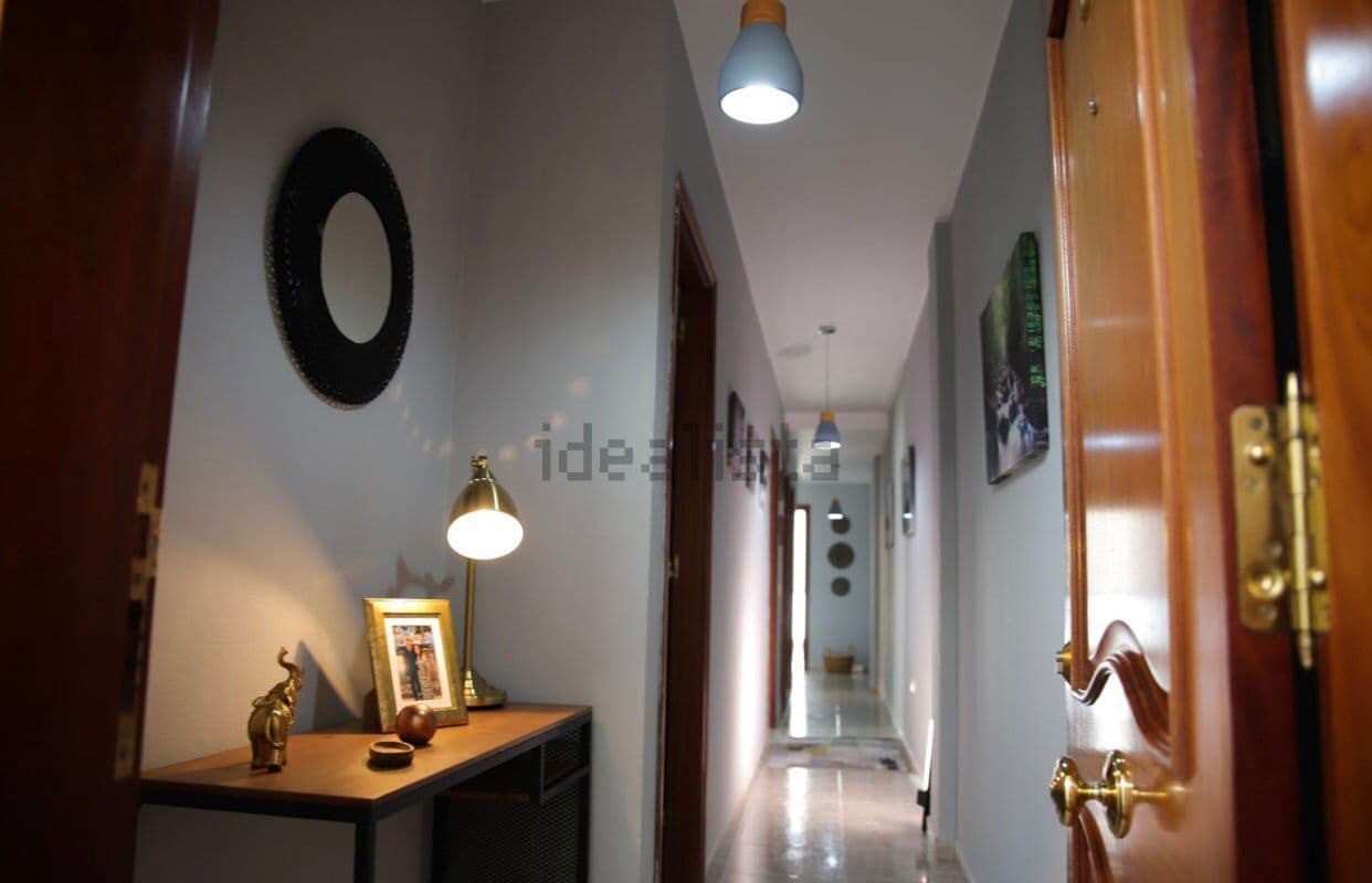 3 soverom Leilighet til leie i Puerto del Rosario - € 1 100 (Ref: 10075383)