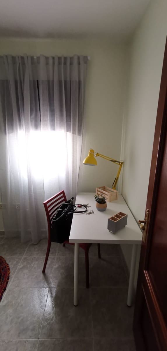 3 soverom Leilighet til leie i Puerto del Rosario - € 1 100 (Ref: 10075383)