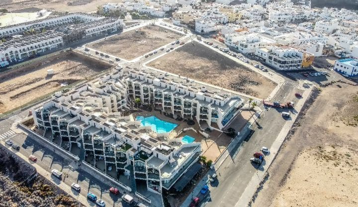 3 soveværelse Lejlighed til salg i El Cotillo med swimmingpool garage - € 360.000 (Ref: 7429187)