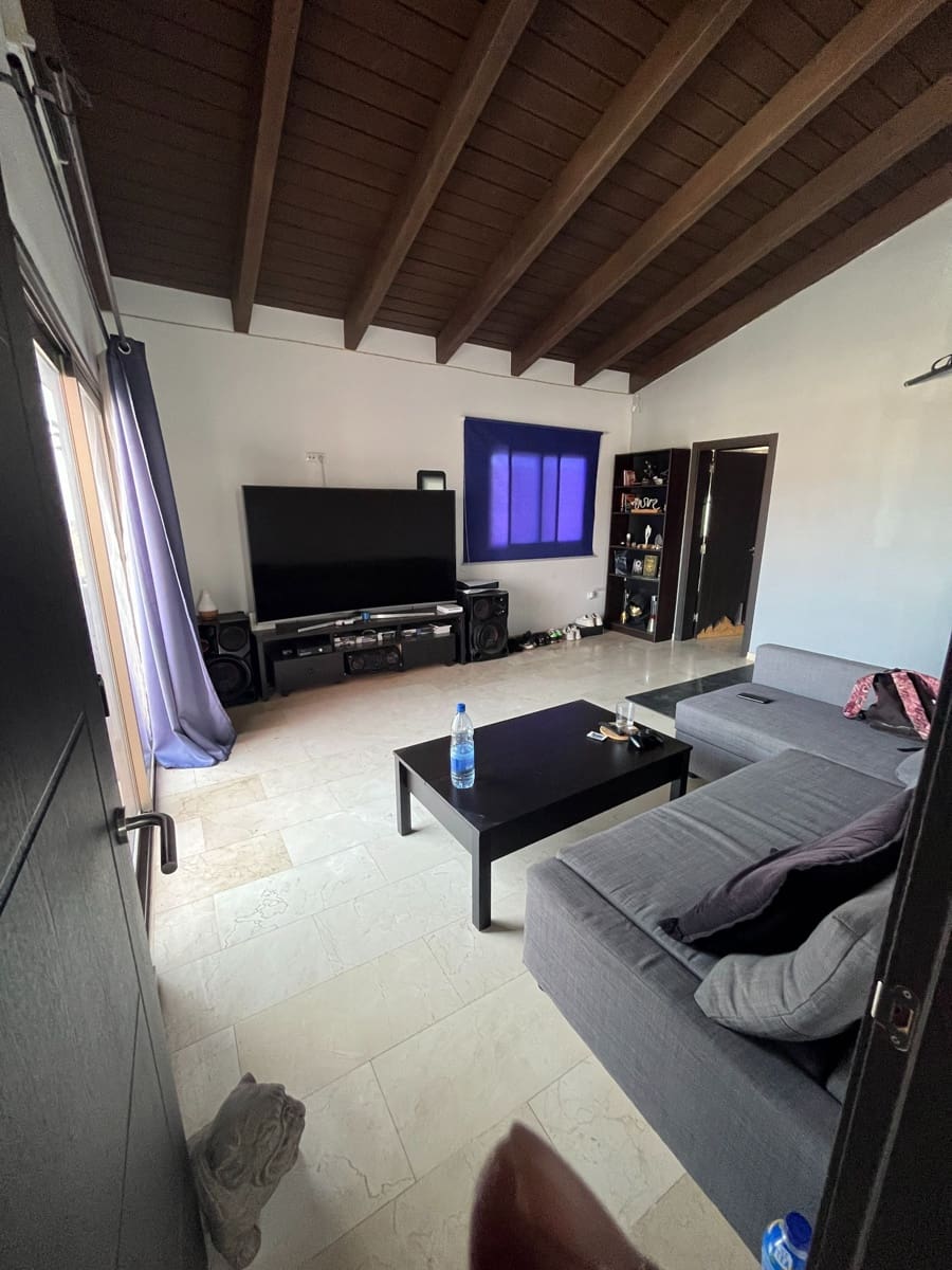 4 soveværelse Villa til salg i Gran Tarajal med swimmingpool garage - € 475.000 (Ref: 7770196)