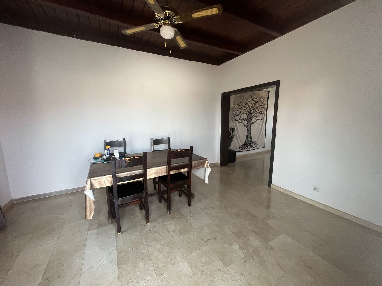 4 soveværelse Villa til salg i Gran Tarajal med swimmingpool garage - € 475.000 (Ref: 7770196)