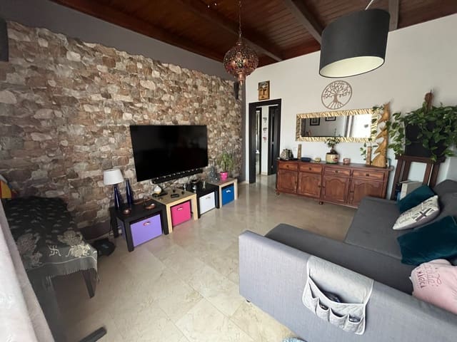 4 soveværelse Villa til salg i Gran Tarajal, Tuineje med swimmingpool garage - € 475.000 (Ref: 7770196)