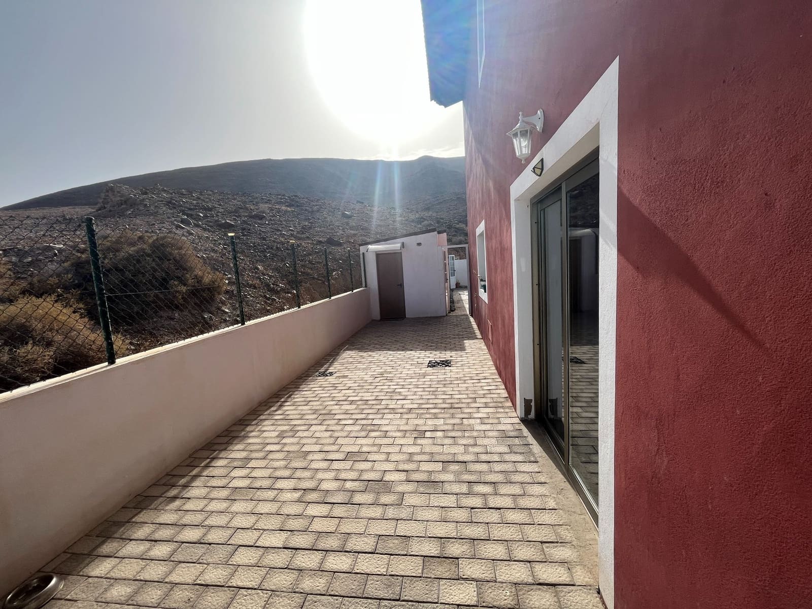 4 soveværelse Villa til salg i Gran Tarajal med swimmingpool garage - € 475.000 (Ref: 7770196)