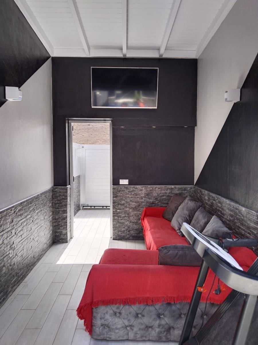 3 quarto Moradia para venda em Tuineje com piscina garagem - 379 000 € (Ref: 7809304)