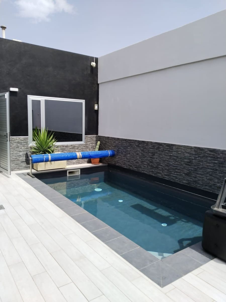 3 quarto Moradia para venda em Tuineje com piscina garagem - 379 000 € (Ref: 7809304)