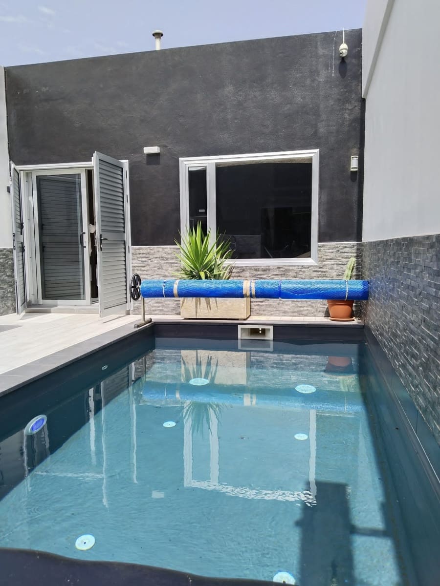 3 quarto Moradia para venda em Tuineje com piscina garagem - 379 000 € (Ref: 7809304)