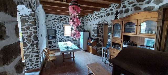 3 slaapkamer Villa te koop in Puerto del Rosario met garage - € 800.000 (Ref: 7914643)