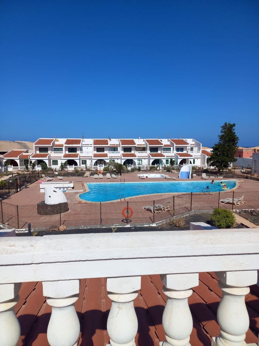 1 soveværelse Lejlighed til salg i Costa de Antigua med swimmingpool garage - € 169.000 (Ref: 8068764)