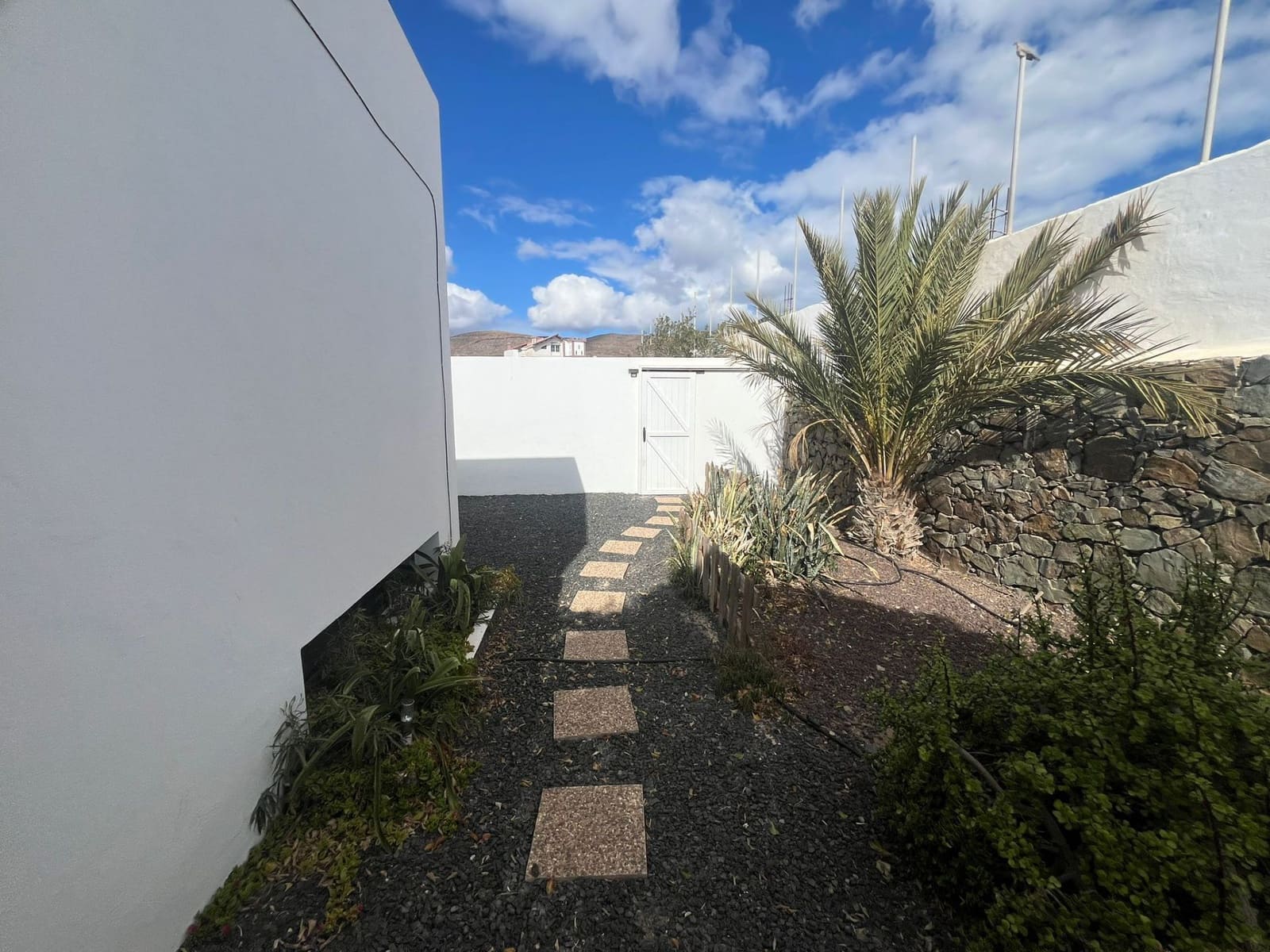 3 bedroom Villa for sale in Gran Tarajal with garage - € 505,000 (Ref: 8315877)