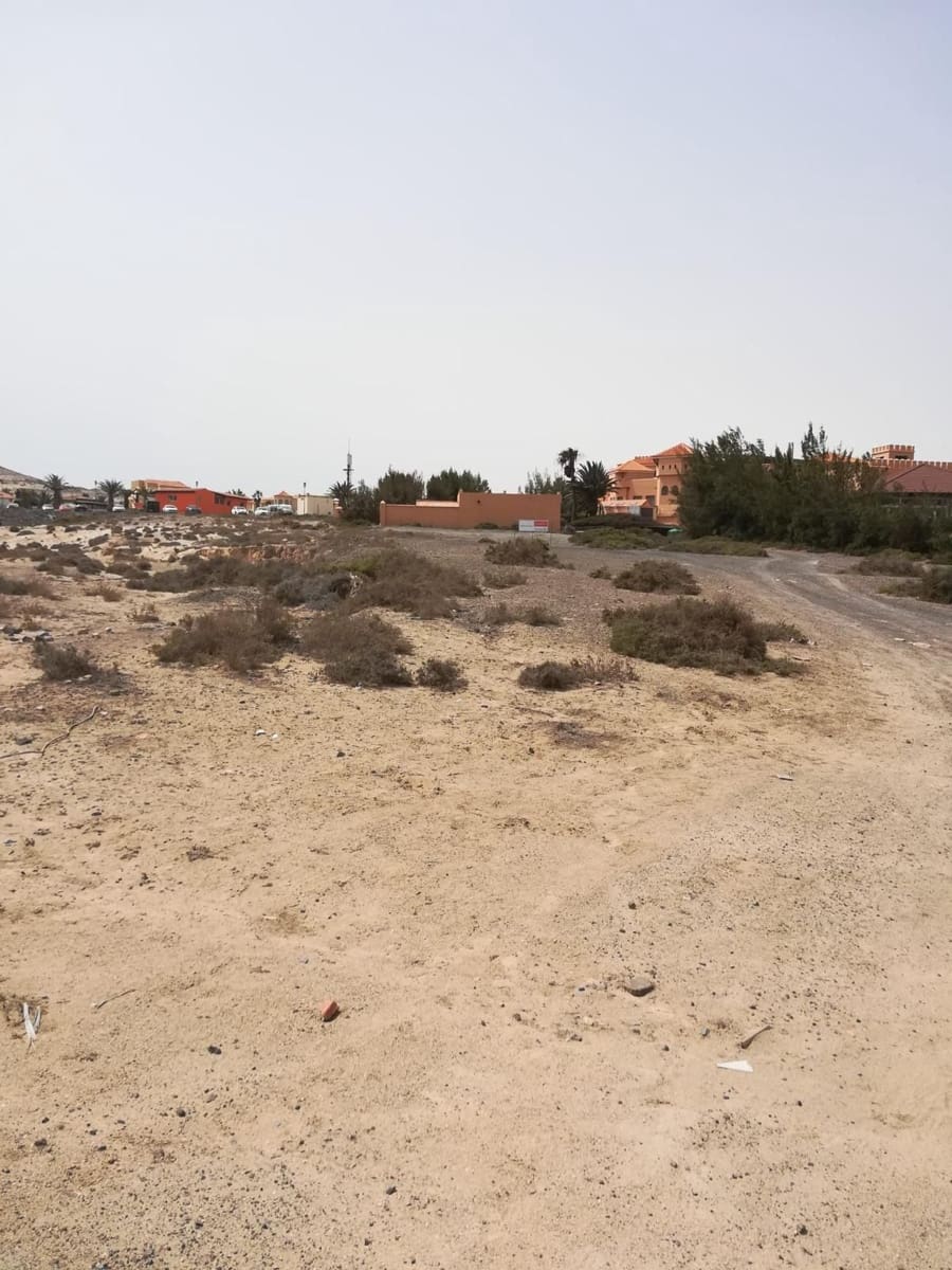 Grunde uden byggetilladelser til salg i Pajara - € 450.000 (Ref: 8588242)