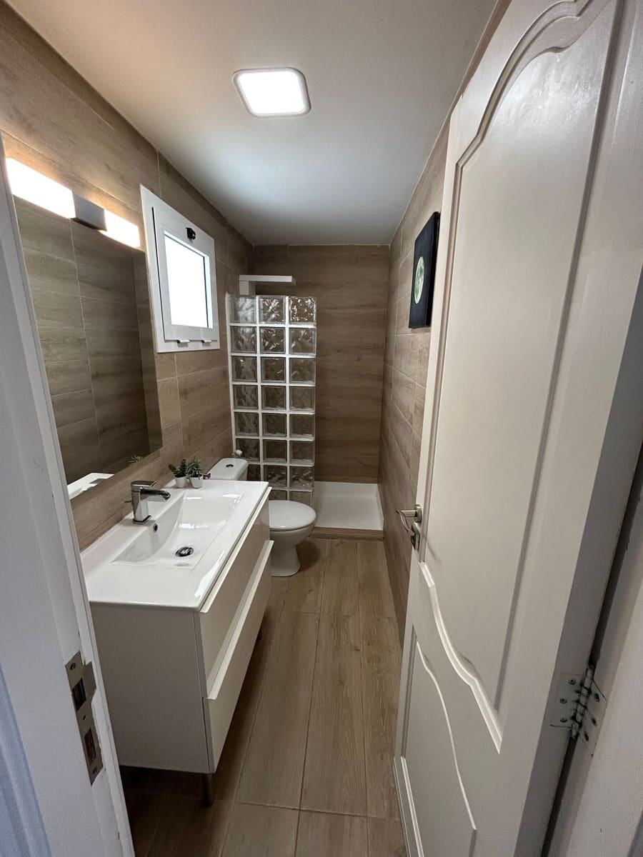 2 chambre Villa/Maison Semi-Mitoyenne à vendre à Caleta de Fuste - 254 000 € (Ref: 8696246)