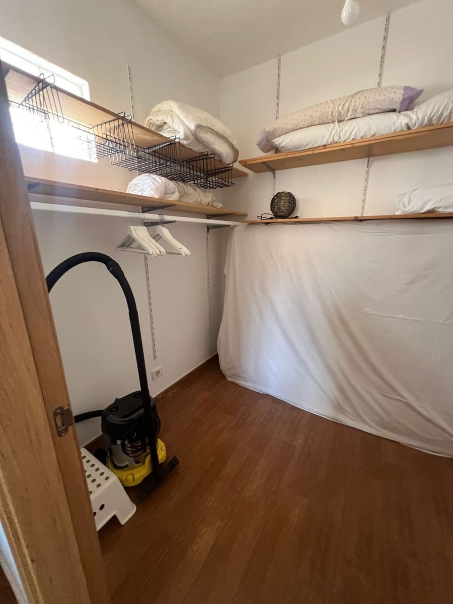 3 slaapkamer Finca/Landhuis te koop in Puerto del Rosario met garage - € 325.000 (Ref: 9042029)