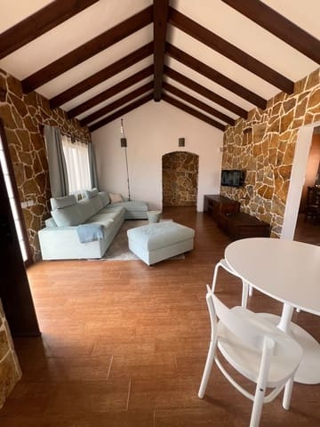 3 bedroom Finca/Country House for sale in Puerto del Rosario with garage - € 325,000 (Ref: 9042029)