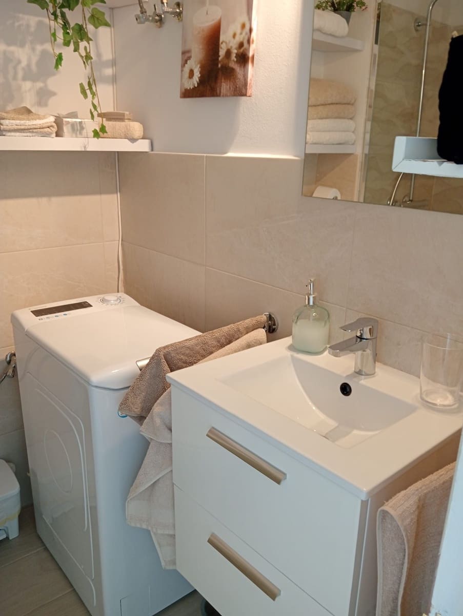 1 bedroom Apartment for sale in Costa de Antigua - € 125,000 (Ref: 9269210)