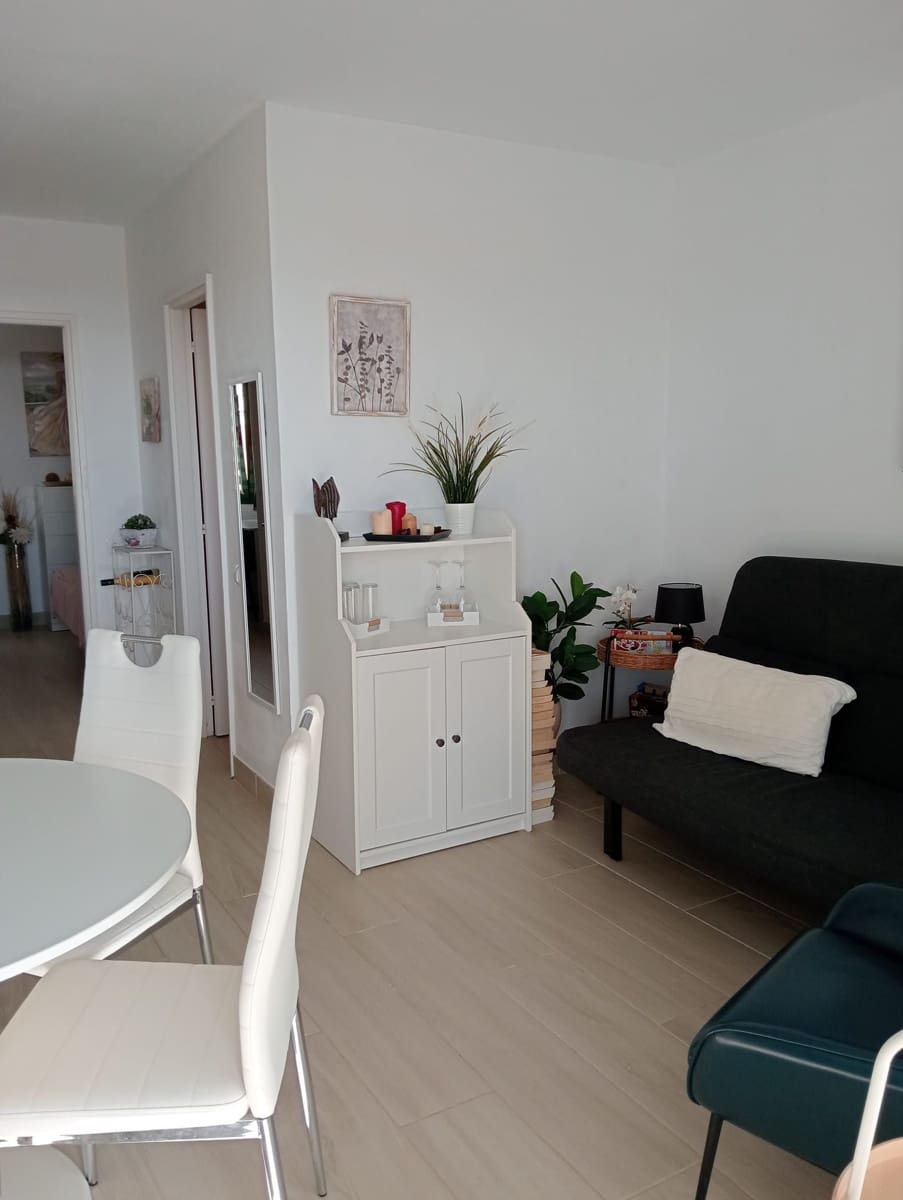 1 bedroom Apartment for sale in Costa de Antigua - € 125,000 (Ref: 9269210)