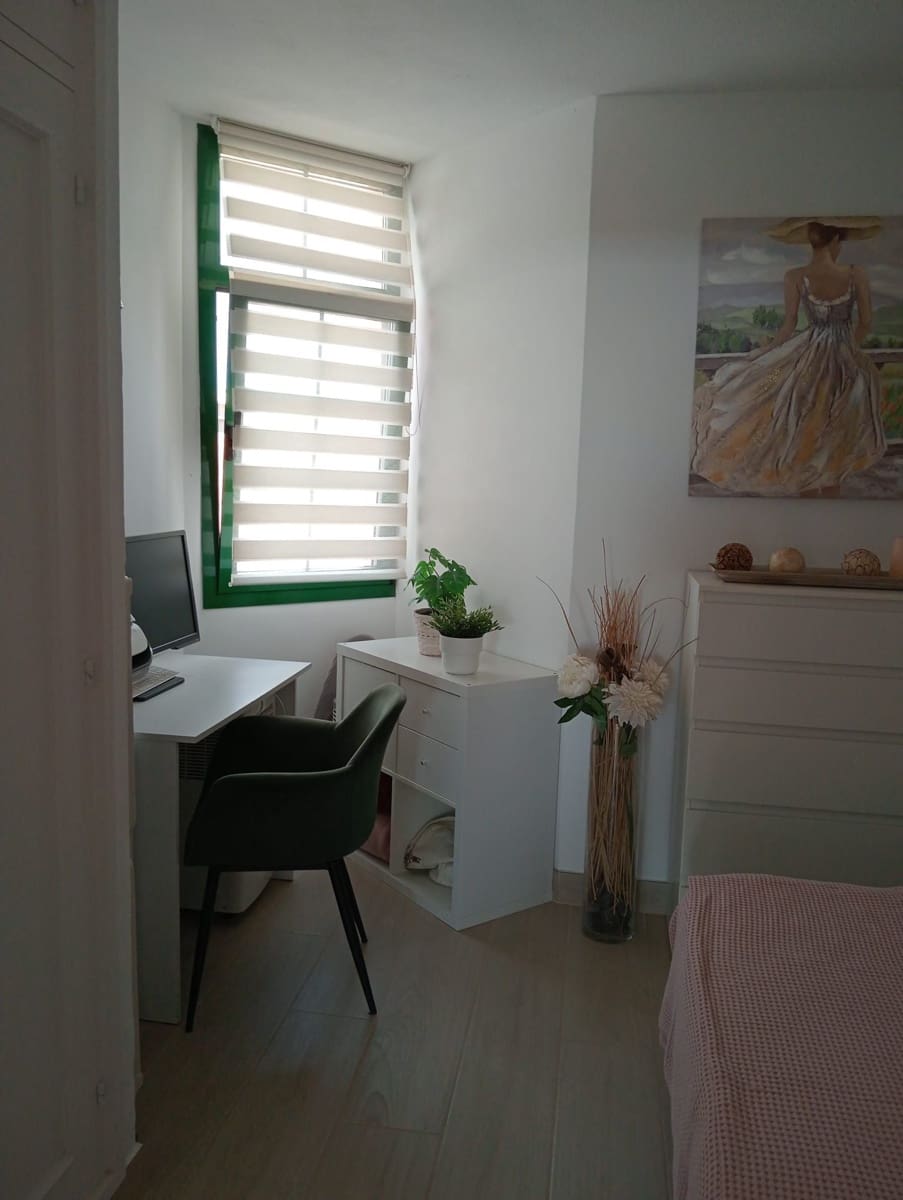 1 bedroom Apartment for sale in Costa de Antigua - € 125,000 (Ref: 9269210)