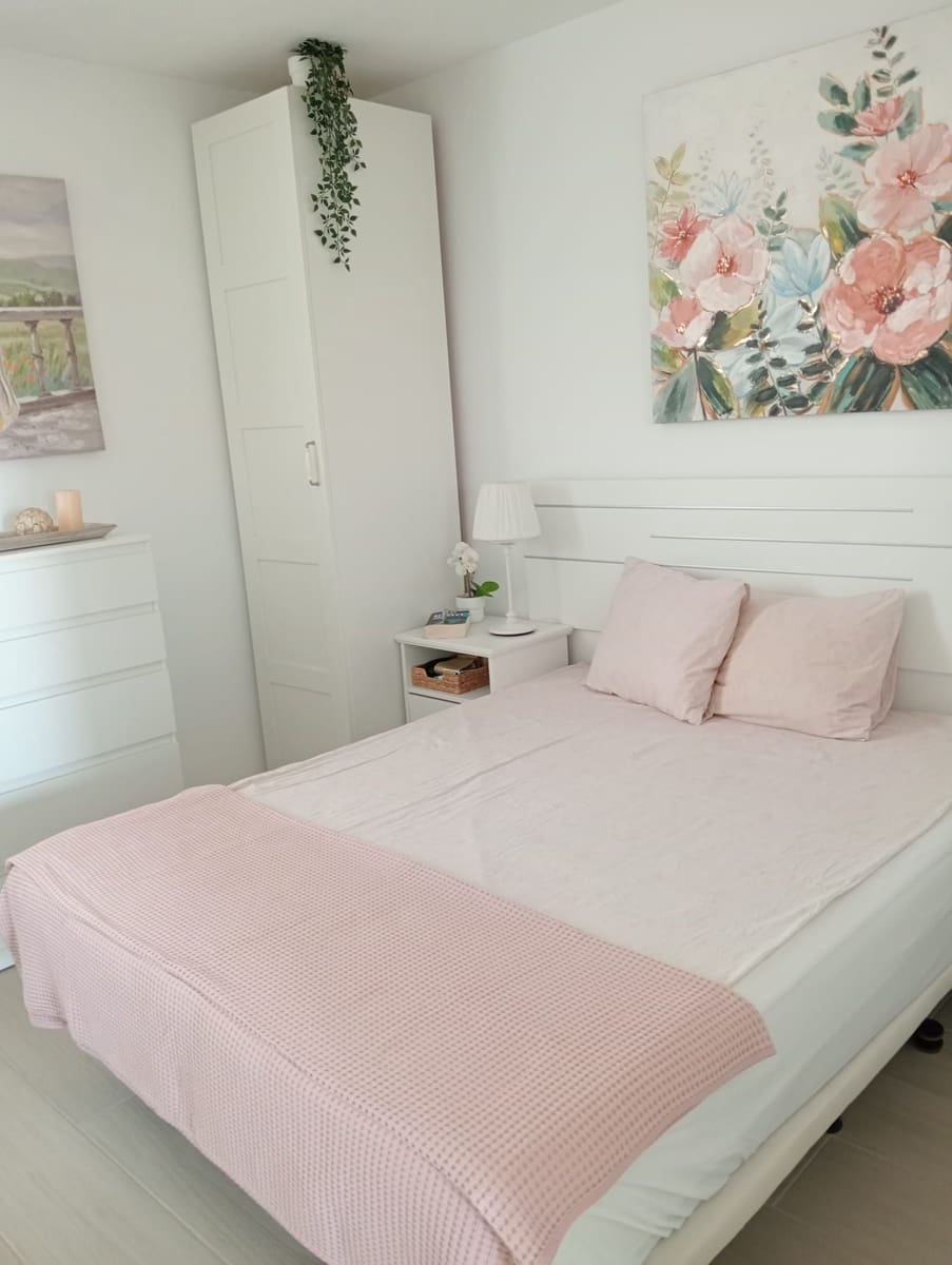 1 bedroom Apartment for sale in Costa de Antigua - € 125,000 (Ref: 9269210)